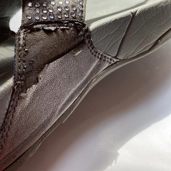 FitFlop Lulu Rhinestone Thongs Flip Flops Gray Graphite Comfort Sandals Summer - Picture 10 of 10